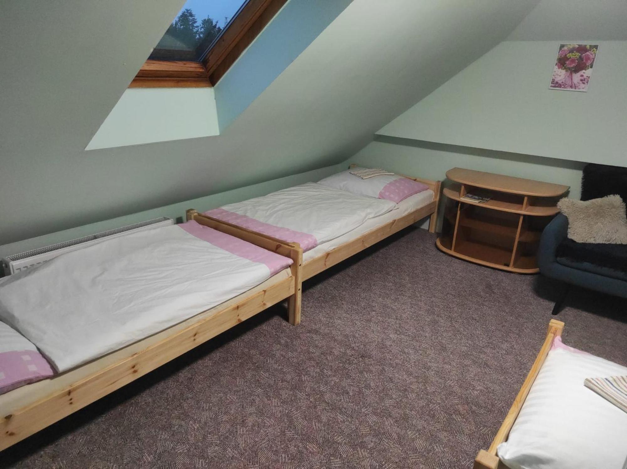 Turisticka Ubytovna Centrum Pastvinska Prehrada Nekor Extérieur photo